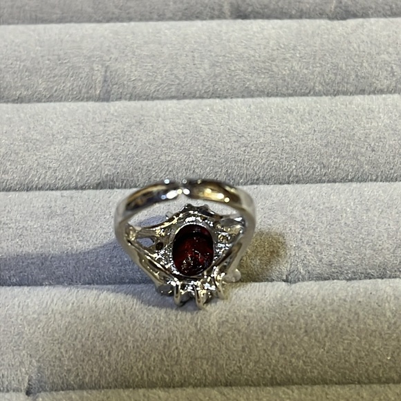 925 Sterling Silver Ring With Natural Garnet Gemstone opening free-to any size - Picture 4 of 4